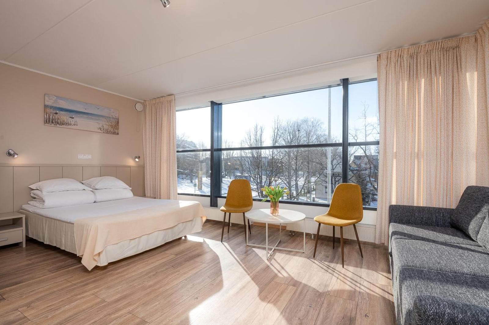 Hotell Tammsaare Parnu Luaran gambar