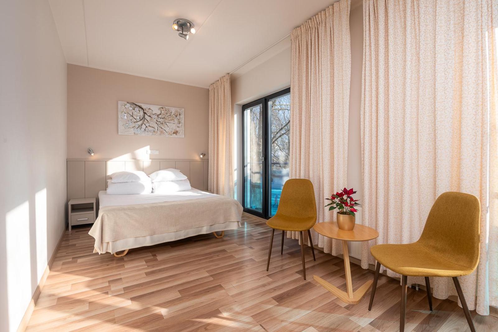 Hotell Tammsaare Parnu Luaran gambar