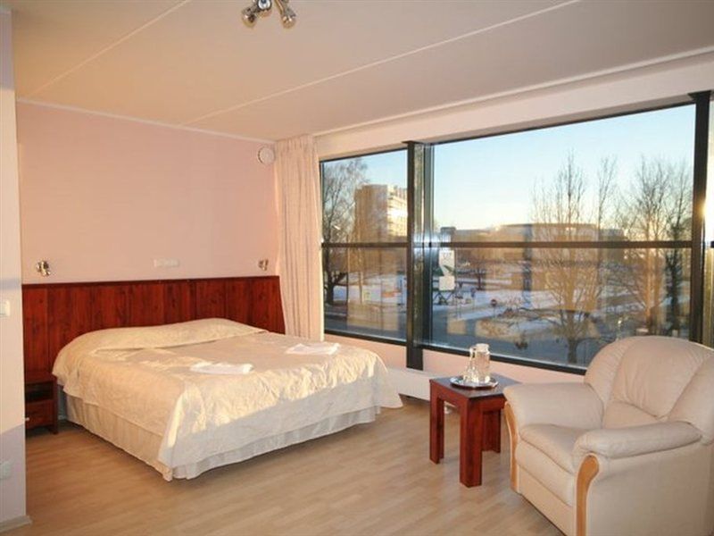 Hotell Tammsaare Parnu Luaran gambar