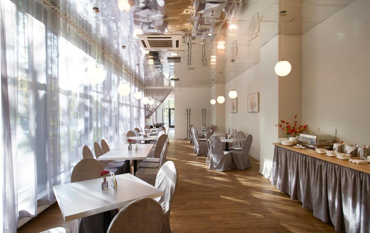 Hotell Tammsaare Parnu Luaran gambar